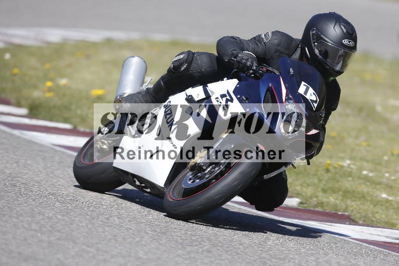 /05 07.04.2026 Cornu Master School ADR/Gruppe gruen/12